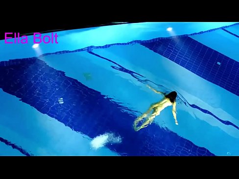 ❤️ Ik kin net ophâlde te sjen, jonge blonde fongen neaken swimmen yn ELLA BOLT resort pool ❤️ Homemade porno by porno fy.niceporn-tv.ru ☑